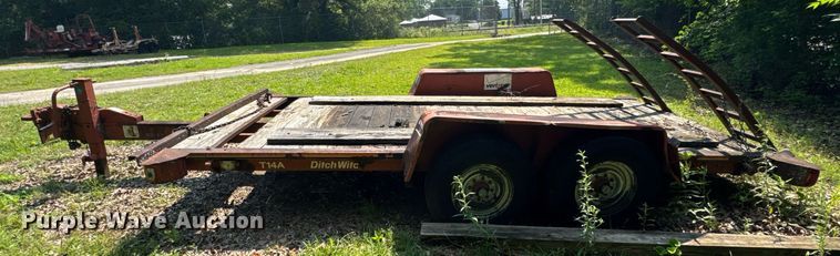 image for item DU7766 1990 Ditch Witch 4010 trencher