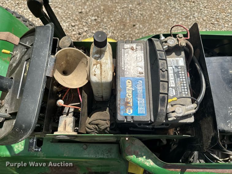 image for item DU9047 1987 John Deere 420 lawn mower