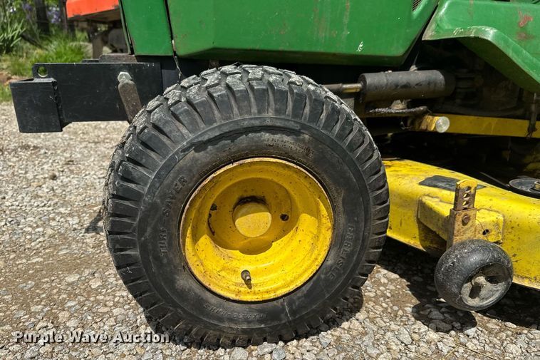 image for item DU9047 1987 John Deere 420 lawn mower