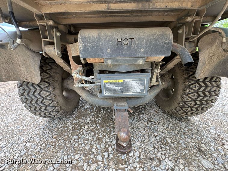 image for item DU9049 2011 Kubota RTV1100 utility vehicle