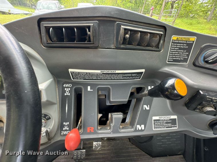 image for item DU9049 2011 Kubota RTV1100 utility vehicle