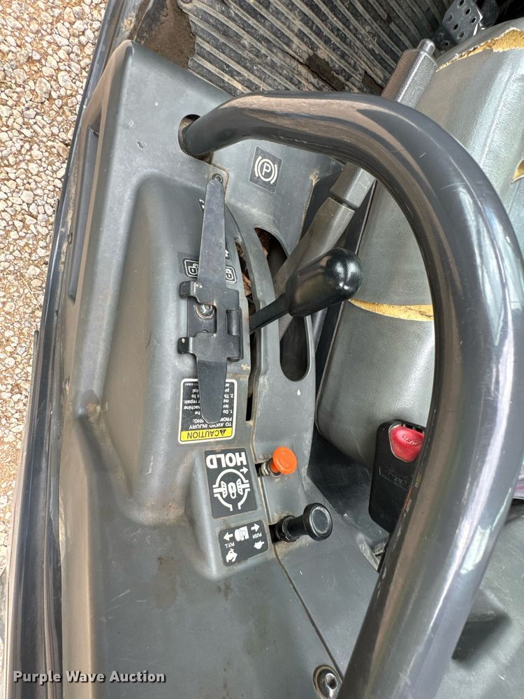 image for item DU9049 2011 Kubota RTV1100 utility vehicle