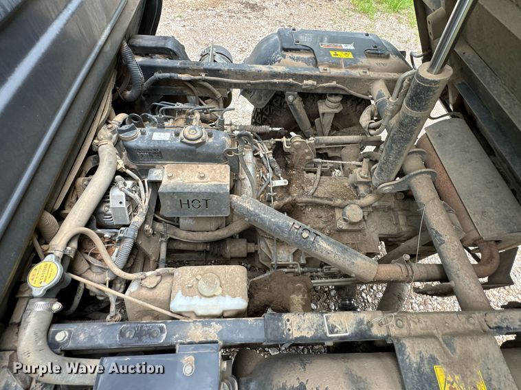 image for item DU9049 2011 Kubota RTV1100 utility vehicle