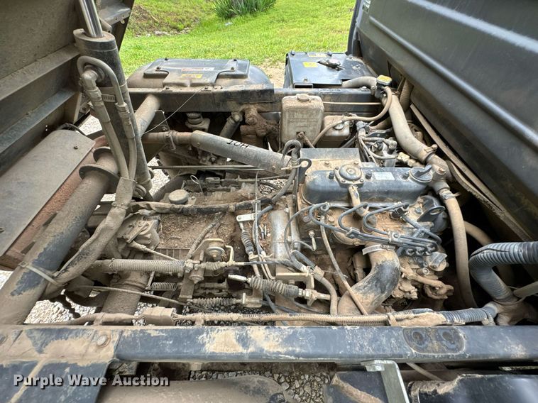 image for item DU9049 2011 Kubota RTV1100 utility vehicle