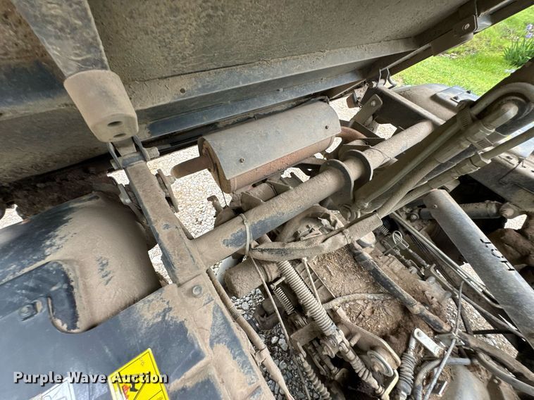 image for item DU9049 2011 Kubota RTV1100 utility vehicle