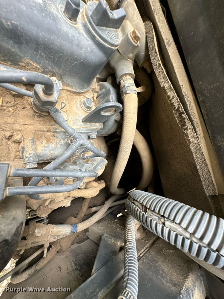 image for item DU9049 2011 Kubota RTV1100 utility vehicle