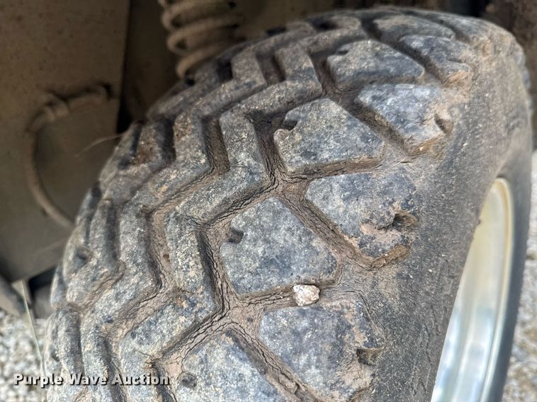 image for item DU9049 2011 Kubota RTV1100 utility vehicle