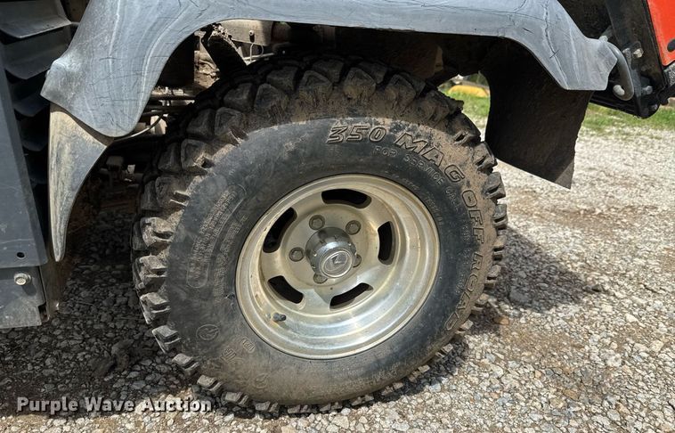 image for item DU9049 2011 Kubota RTV1100 utility vehicle