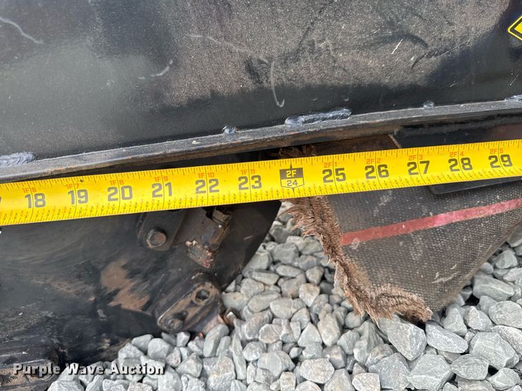 image for item DU9056 Agro skid steer stump grinder