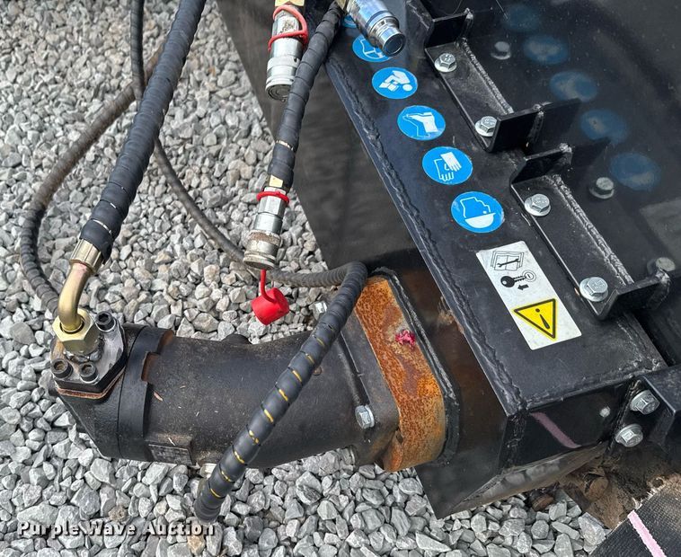 image for item DU9056 Agro skid steer stump grinder