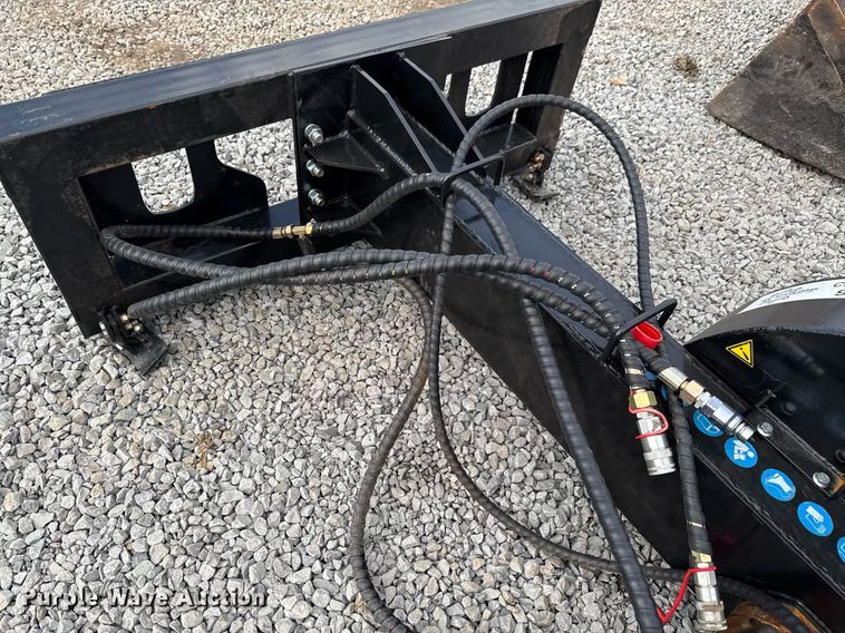 image for item DU9056 Agro skid steer stump grinder