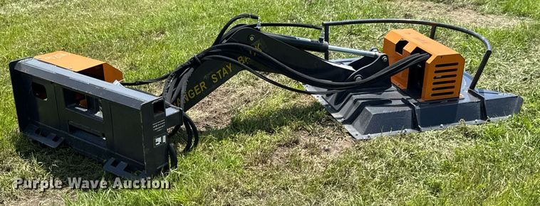 image for item DU9084 2025 LandHonor ABC-13-125A skid steer rotary mower