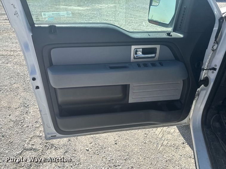 image for item DU9109 2013 Ford F150 XLT SuperCrew pickup truck