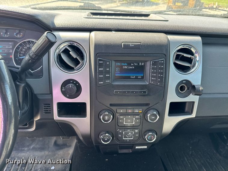 image for item DU9109 2013 Ford F150 XLT SuperCrew pickup truck