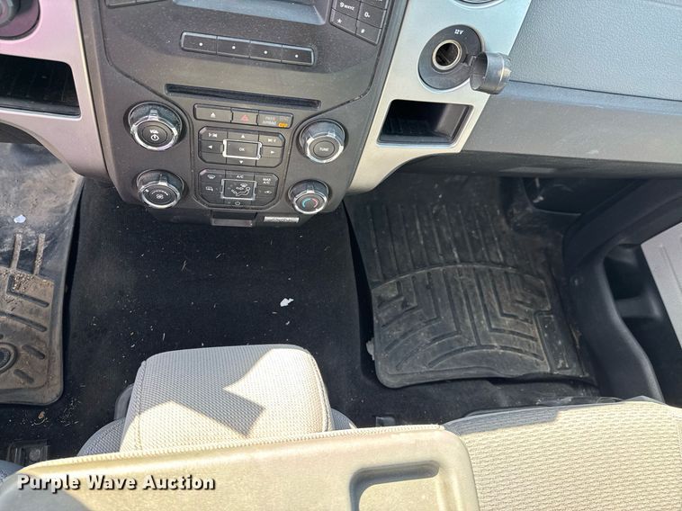 image for item DU9109 2013 Ford F150 XLT SuperCrew pickup truck