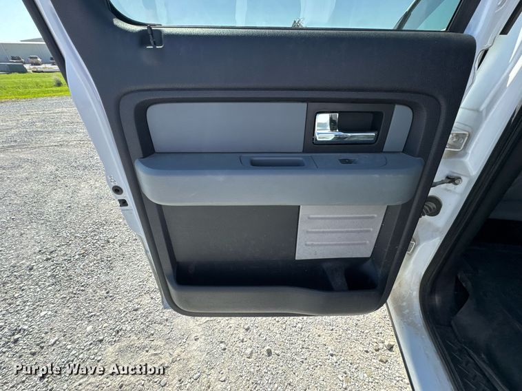 image for item DU9109 2013 Ford F150 XLT SuperCrew pickup truck