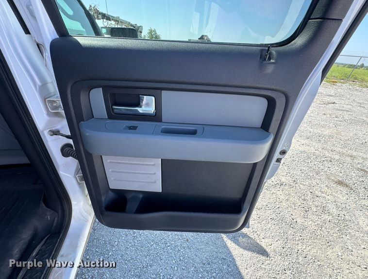 image for item DU9109 2013 Ford F150 XLT SuperCrew pickup truck