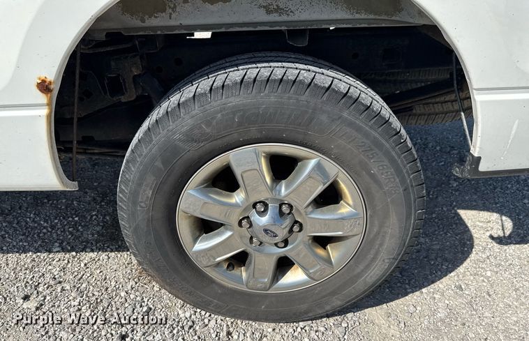 image for item DU9109 2013 Ford F150 XLT SuperCrew pickup truck