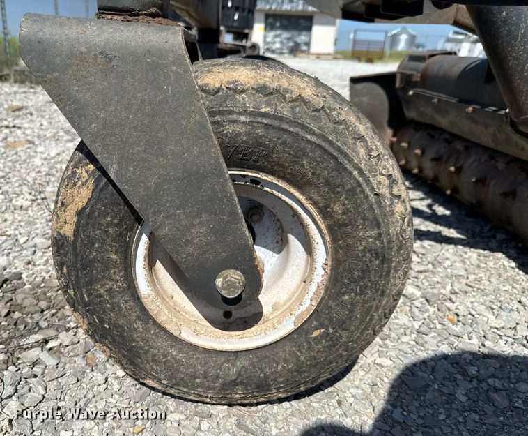 image for item DU9112 Bobcat skid steer soil conditioner