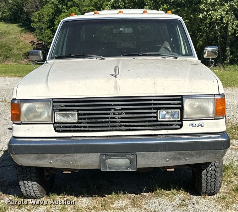 image for item DU9144 1990 Ford F250 XLT Lariat SuperCab pickup truck