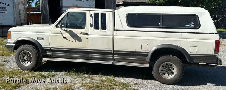 image for item DU9144 1990 Ford F250 XLT Lariat SuperCab pickup truck