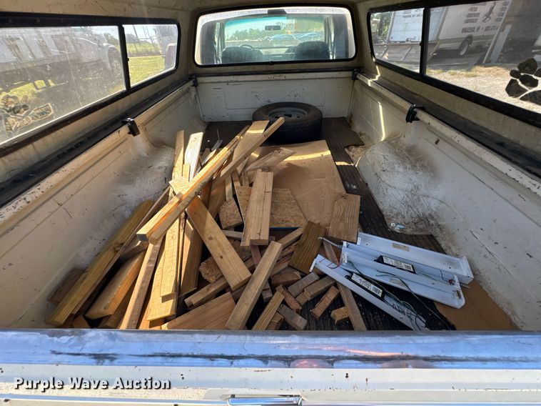 image for item DU9144 1990 Ford F250 XLT Lariat SuperCab pickup truck