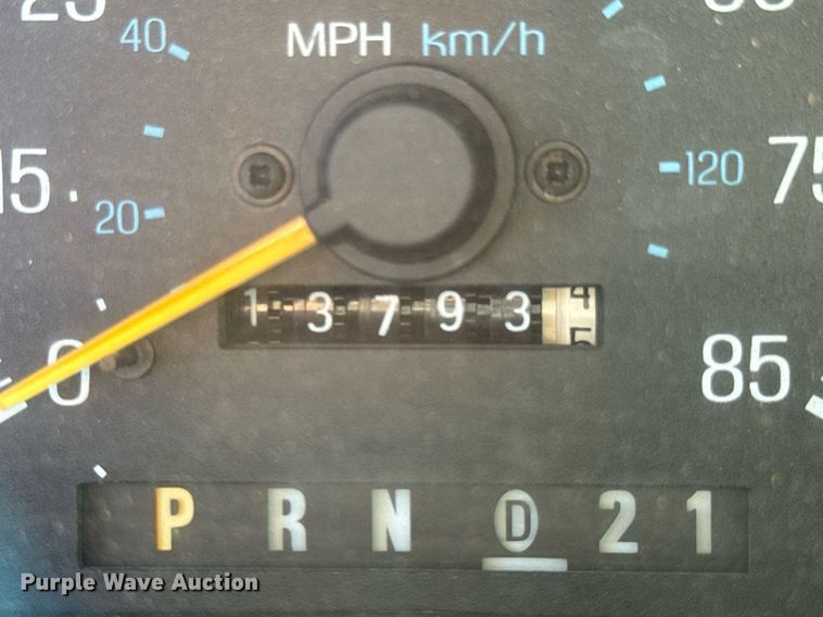 image for item DU9144 1990 Ford F250 XLT Lariat SuperCab pickup truck