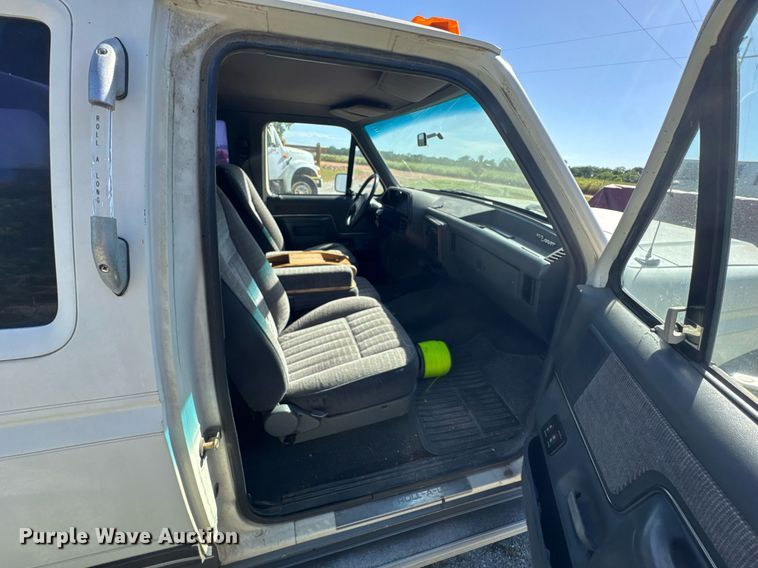 image for item DU9144 1990 Ford F250 XLT Lariat SuperCab pickup truck