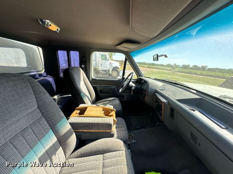 image for item DU9144 1990 Ford F250 XLT Lariat SuperCab pickup truck