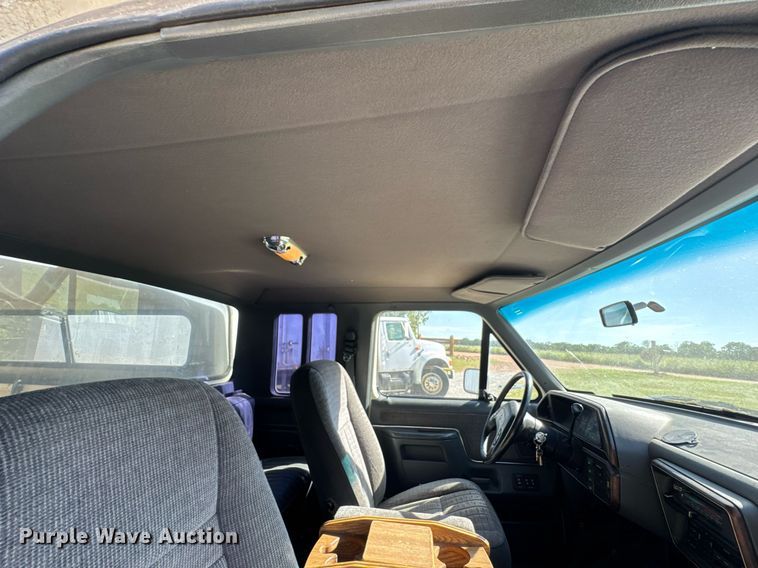 image for item DU9144 1990 Ford F250 XLT Lariat SuperCab pickup truck