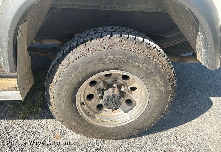 image for item DU9144 1990 Ford F250 XLT Lariat SuperCab pickup truck