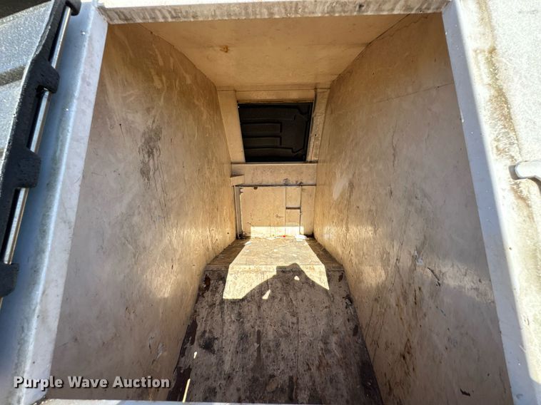 image for item DU9149 2011 Lawless Welding recycling trailer