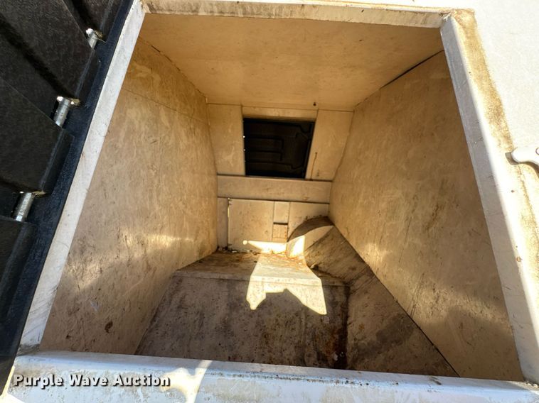 image for item DU9149 2011 Lawless Welding recycling trailer