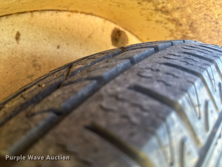 image for item DU9149 2011 Lawless Welding recycling trailer