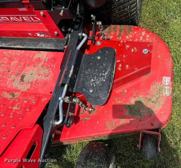 image for item DU9163 Gravely 272Z ZTR lawn mower