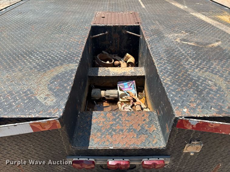 image for item DU9740 1992 GMC C7 flatbed truck