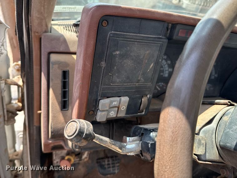 image for item DU9740 1992 GMC C7 flatbed truck