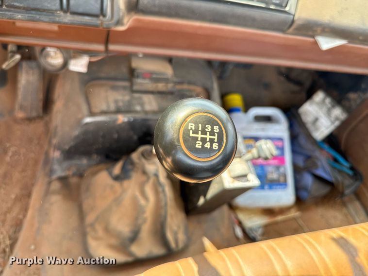 image for item DU9740 1992 GMC C7 flatbed truck