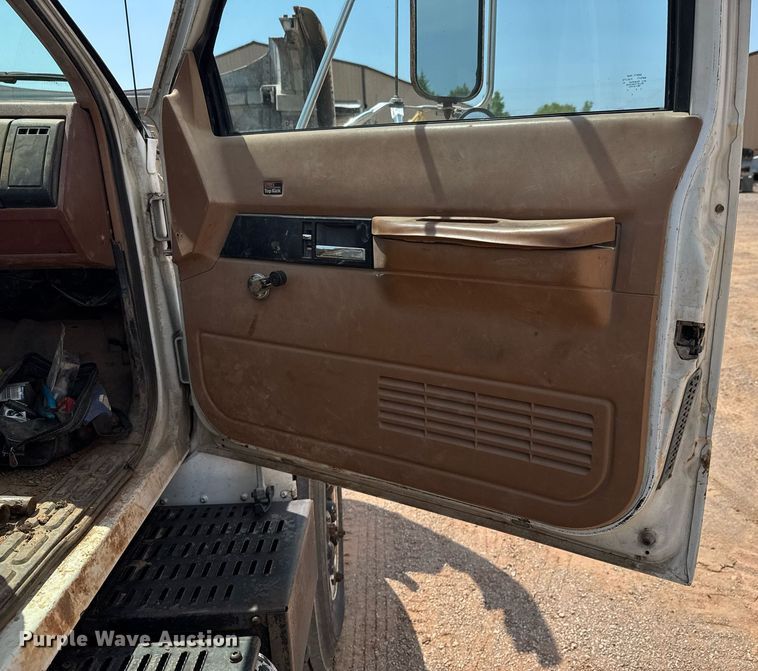 image for item DU9740 1992 GMC C7 flatbed truck