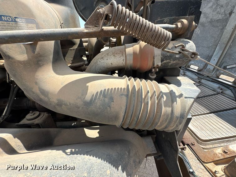 image for item DU9740 1992 GMC C7 flatbed truck