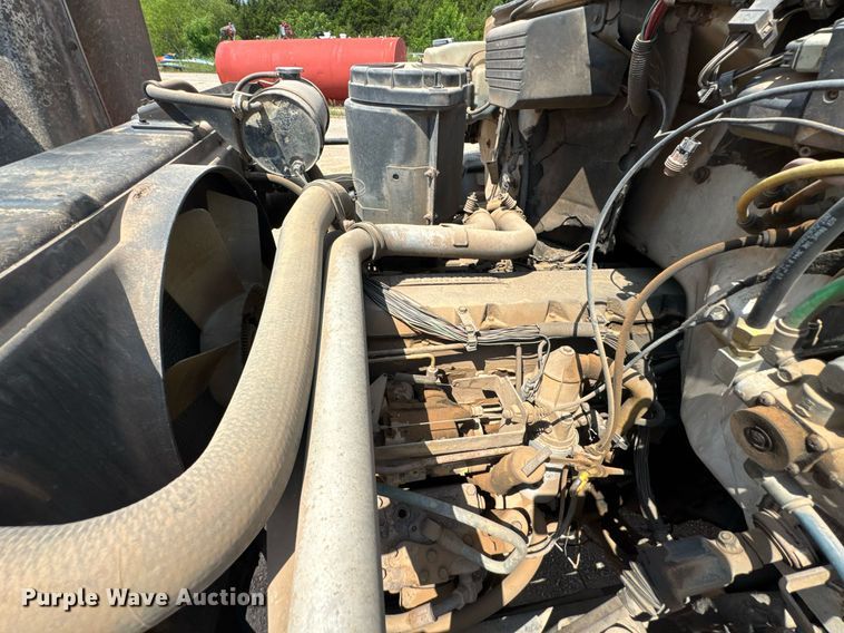 image for item DU9740 1992 GMC C7 flatbed truck