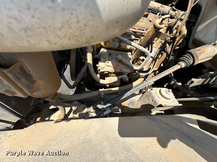 image for item DU9740 1992 GMC C7 flatbed truck