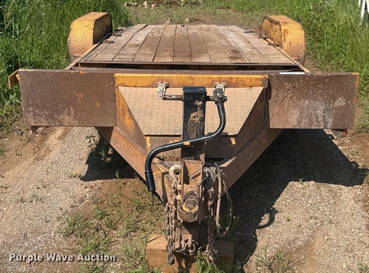 image for item DU9743 2013 Rice & Woolard Mfg. tilt deck equipment trailer
