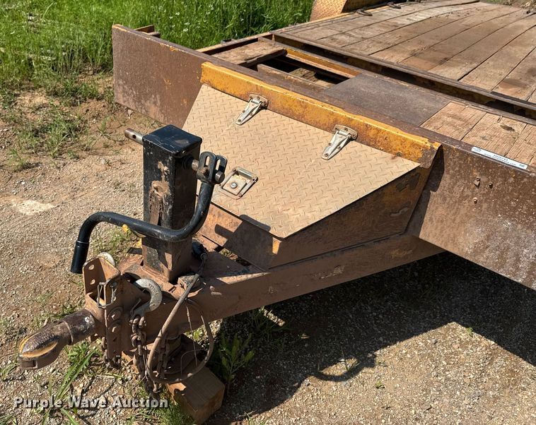 image for item DU9743 2013 Rice & Woolard Mfg. tilt deck equipment trailer