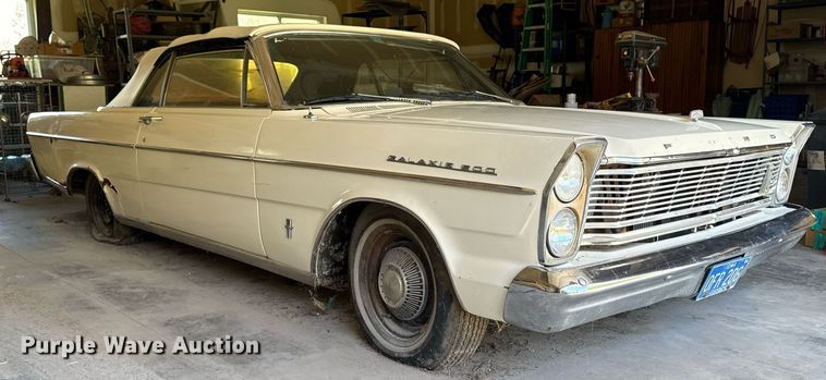 image for item DV2591 1965 Ford Galaxy 500 convertible