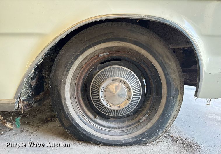 image for item DV2591 1965 Ford Galaxy 500 convertible