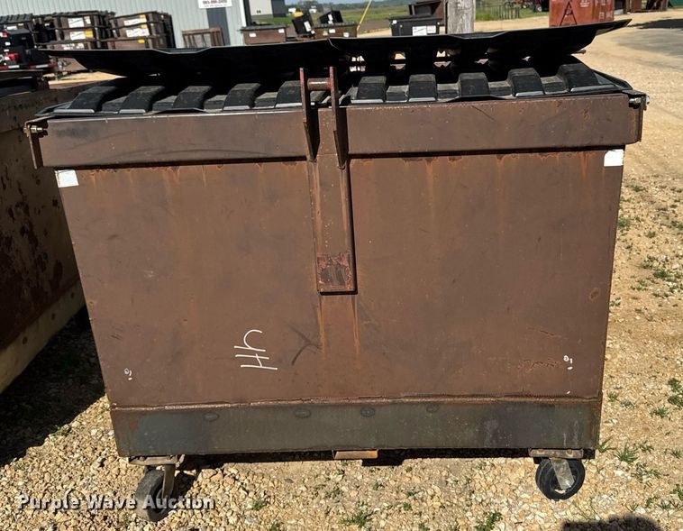 image for item DV2646 (4) steel dumpsters