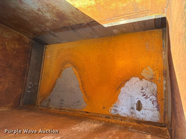 image for item DV2648 (3) dumpsters