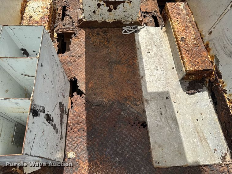 image for item DV2650 2000 Ford F650 Super Duty bucket truck