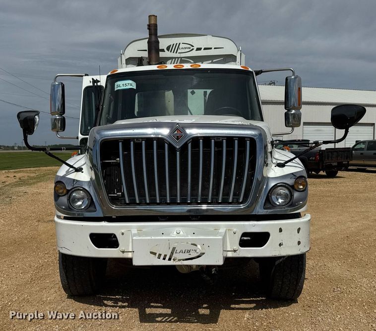 image for item DV2651 2012 International 7400 work star refuse truck